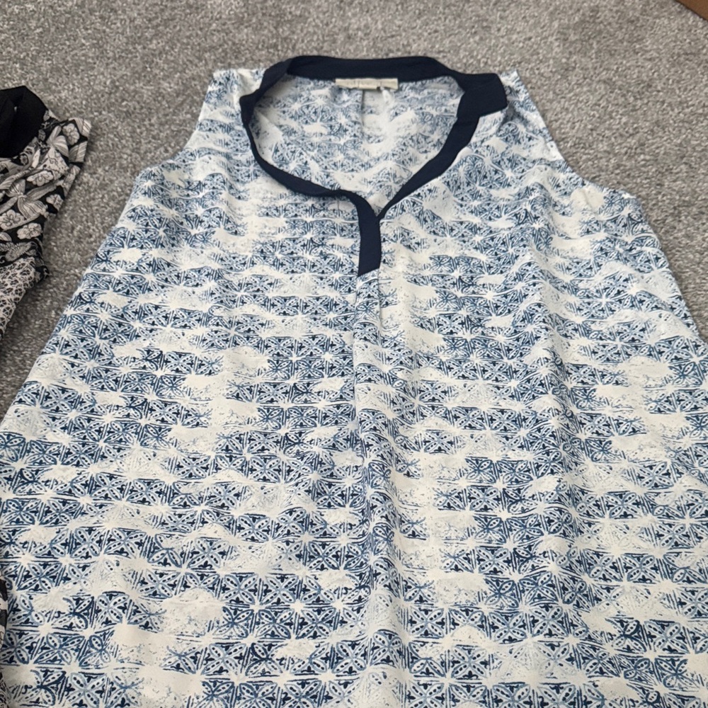 Olive & Oak Navy and White Patterned Blouse